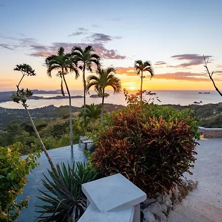 5-Bedroom Mountaintop Villa With Pool